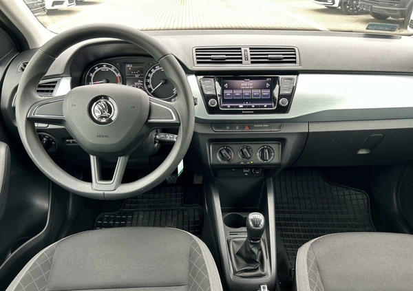 Skoda Fabia cena 45900 przebieg: 90700, rok produkcji 2019 z Żychlin małe 301